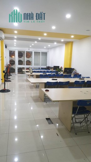 Bán tòa vị trí kim cương quận Cầu Giấy 45m 9T MT5.9m. Vỉa hè 5m. Kinh doanh. Hiệu suất dòng tiền