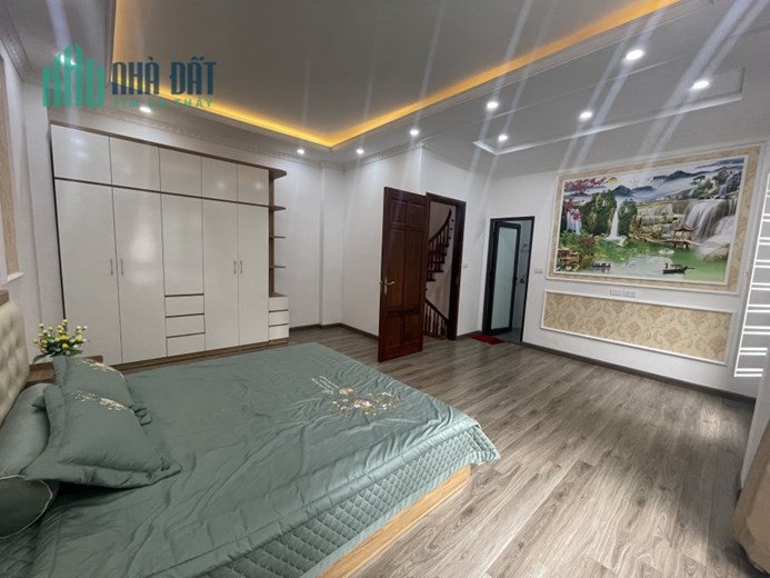 Nhà đẹp Ba Đình 40m2 5T MT7 chỉ 5.7 tỷ. MỚI CỨNG, LÔ GÓC