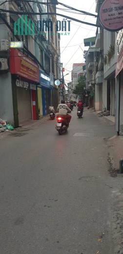 Bán Nhà mặt phố Bồ Đề, ô tô tránh, kinh doanh đỉnh, DT 110m2 x 3T, MT 4.8m, giá thỏa thuận.