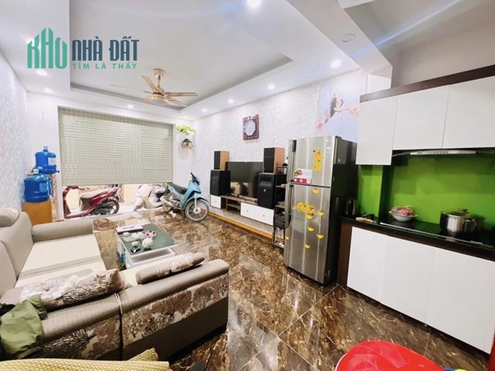 Bán Nhà Tạ Quang bửu - Bách Khoa 60m*5 Tầng giá 7.8 Tỷ