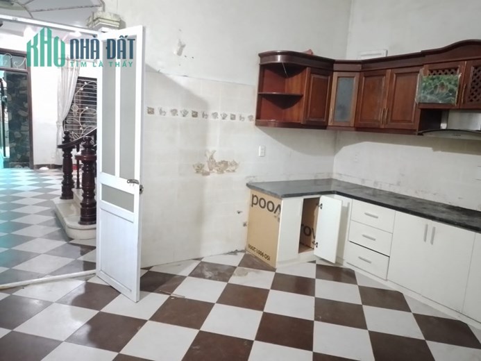 Cho thuê nhà nguyên căn, CHDV, 80m2, 5T, 6 ngủ, 25tr/th, Dịch Vọng Hậu, Cầu Giấy.