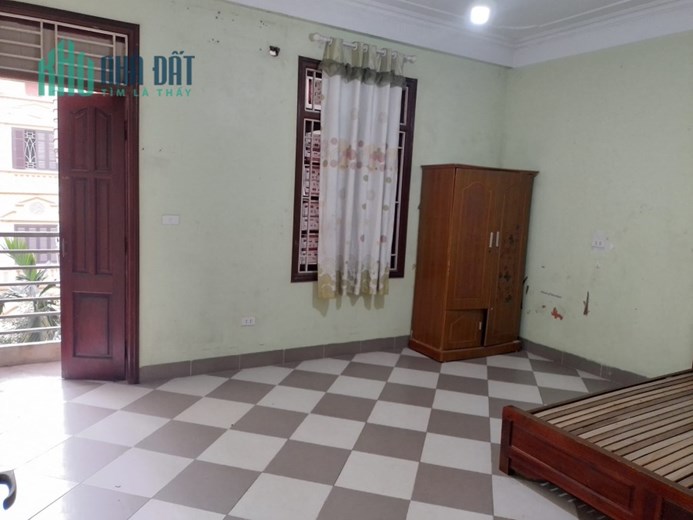 Cho thuê nhà nguyên căn, CHDV, 80m2, 5T, 6 ngủ, 25tr/th, Dịch Vọng Hậu, Cầu Giấy.