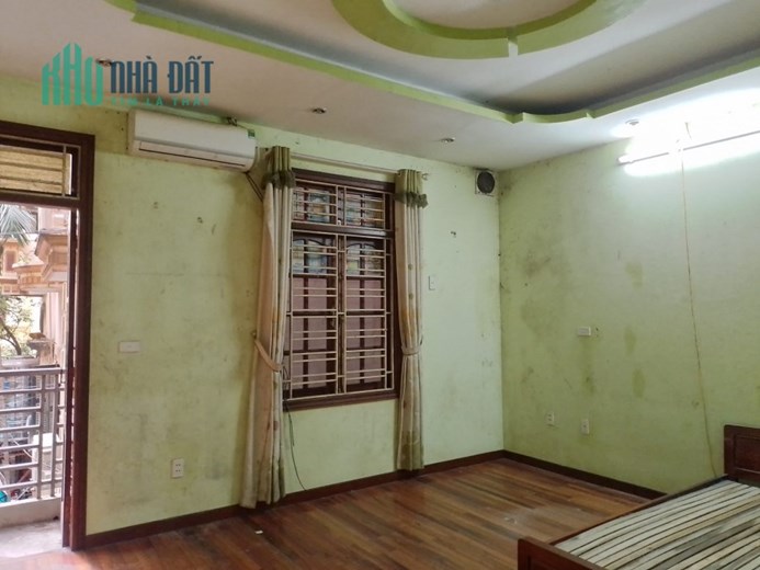 Cho thuê nhà nguyên căn, CHDV, 80m2, 5T, 6 ngủ, 25tr/th, Dịch Vọng Hậu, Cầu Giấy.