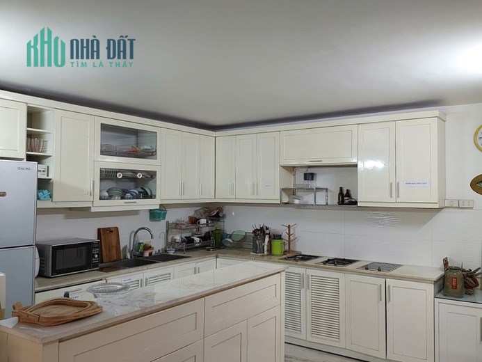 Bán nhà trung tâm Ngã Tư Sở, khu phân lô VIP hai mặt ngõ, ô tô vào nhà.
