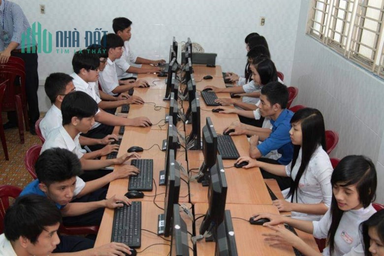 sang hợp đồng thuê nhà nguyên căn, trần văn quang, tân bình.