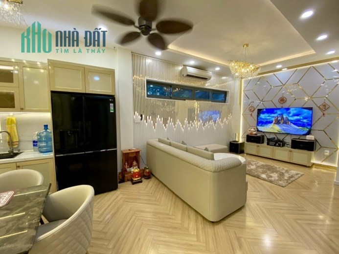 BÁN NHÀ TÂN BÌNH HXH BIỆT THỰ MINI NGANG 8M 3 TẦNG ĐẸP LUNG LINH SÁT MẶT TIỀN TRƯƠNG CÔNG ĐỊNH