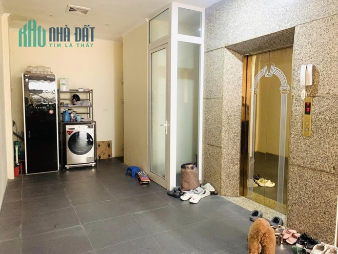 Nhà phân lô, ô tô tránh, thang máy, 90X6T Văn Cao Liễu Giai Ba Đình 2x tỷ.