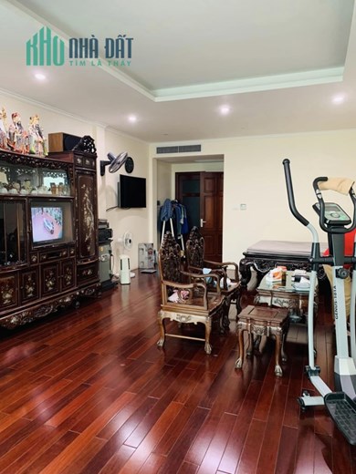 Nhà phân lô, ô tô tránh, thang máy, 90X6T Văn Cao Liễu Giai Ba Đình 2x tỷ.