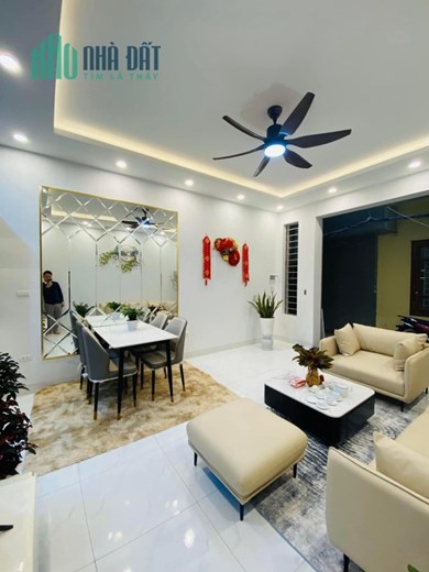 Phân lô, lô góc, ở ngay bán nhà Hào Nam Đống Đa 58 m2 nhỉnh 7 tỷ_0946383428