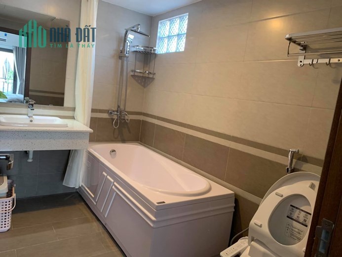 Bán Apartment Liễu Giai 100m, 9T, lô góc, 25 căn hộ, DT 3 tỷ/năm, nhỉnh 29 tỷ