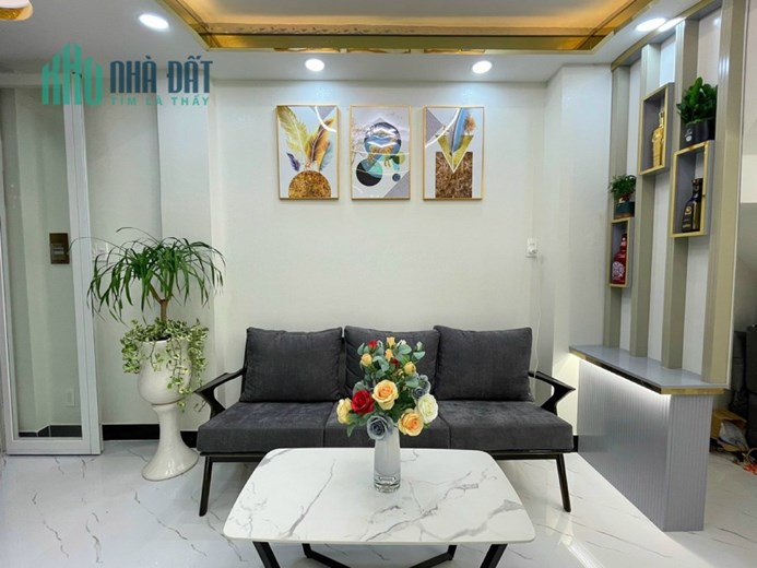 Nhà Bán Chính Chủ, mặt tiền hẻm Xe Tải  Cách mấy căn ra MT Tân Hòa Đông Q6