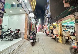 NHÀ MẶT PHỐ - BỐ LÀM TO - KINH DOANH SẦM UẤT - 2 THOÁNG CỰC ĐẸP - Ô TÔ TRÁNH - NHỈNH 9 TỶ