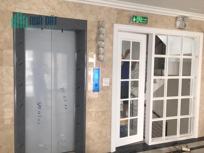 Nguyễn Chí Thanh 50m2 6 tầng thang máy- MT 5m- oto tránh-12 tỷ.