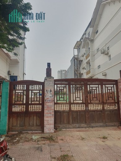 Bán Gấp - Đất Mặt Tiền Phạm Văn Đồng Đà Nẳng 335m2 - 79 tỷ 9