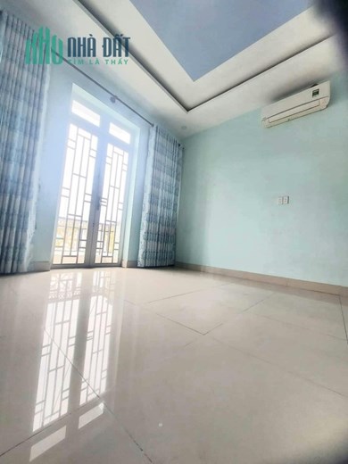 Chính chủ bán nhà đường lê văn quới, hẻm 8m, 80m2 chỉ 7.7 tỳ, nhà đẹp ờ ngay