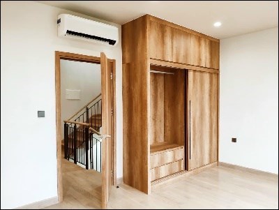 Bán Nhà #ĐẶNG_TIẾN_ĐÔNG Xe Tải Đỗ Cửa. Có GARA. 45m 4 Ngủ. Phân Lô. Cạnh Hồ Hoàng Cầu. 7.5tỷ