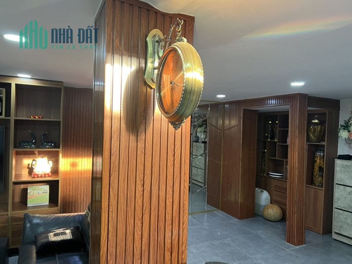 Ngộp bank cần bán gấp nhà  tiền khủng 10m sát Tạ Quang Bửu chỉ 6.38 tỷ
