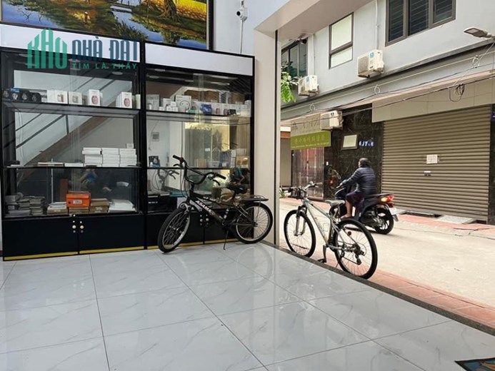 Bán nhà Phố Viên Đại Học Mỏ, nhà 2 mặt ngõ 5 phòng cho thuê 15tr/th  65m2   MT 8m  4.6 tỷ.