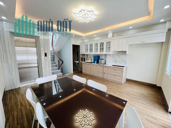 HOA HẬU CẦU GIẤY, 6 TẦNG THANG MÁY, NỘI THẤT XỊN SÒ, 49M2, MT 4.6M, GIÁ 8,7TỶ.