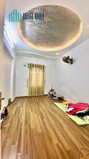 Ô tô đỗ cửa, vào nhà Lĩnh Nam, Hoàng Mai 40m2, 5 tầng, hơn 3 tỷ