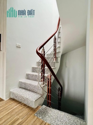6 TẦNG CẦU GIẤY, NỞ HẬU, THANG MÁY ÊM RU, NỘI THẤT 5 SAO, 49M2, GIÁ 8.7 TỶ.