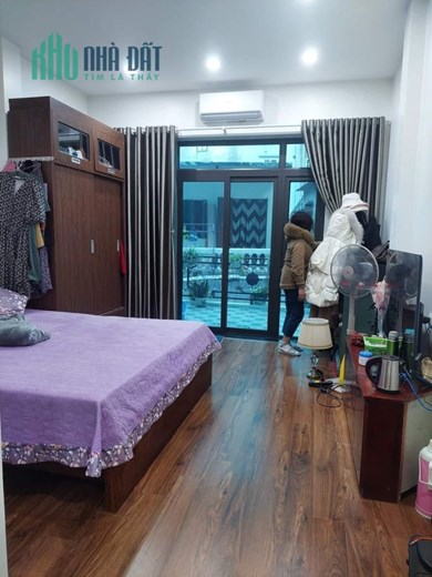CỰC PHẨM !! XEM NGAY NHÀ CẦU GIẤY 58m2, 5 tầng hiện đại PHÂN LÔ Ô TÔ CẠNH NHÀ CHỈ 8.9 TỶ