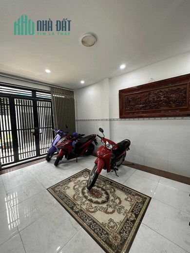 bán CHDV bờ bao tân thắng -13 phòng -dòng tiền sẵn
