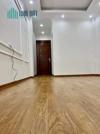 NHÀ MỚI ĐẸP, 5 TẦNG, XUÂN THỦY, CẦU GIẤY, 31M2, MT 4.2, GIÁ 4.1 TỶ, CÒN THƯƠNG LƯỢNG.