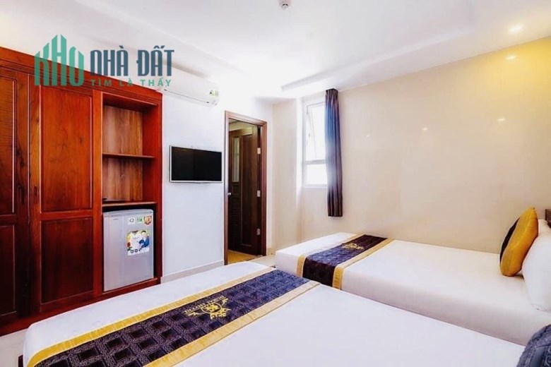BÁN KHÁCH SẠN KHU VỰC BIỂN MỸ KHÊ, NGAY NGÃ 4 VÕ VĂN KIỆT & CHÍNH HỮU ĐÀ NẴNG, CHỈ 11,7 TỶ