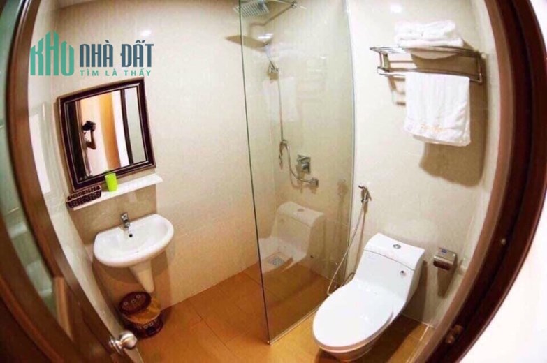 BÁN KHÁCH SẠN KHU VỰC BIỂN MỸ KHÊ, NGAY NGÃ 4 VÕ VĂN KIỆT & CHÍNH HỮU ĐÀ NẴNG, CHỈ 11,7 TỶ