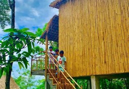 CHÍNH CHỦ BÁN NHANH LÔ ĐẤT TẶNG KÈM 2 NHÀ CHÒI GIÁ TỐT TẠI NÚI CẤM