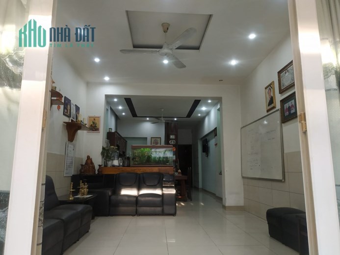 Bán nhà mặt tiền kinh doanh Tây Sơn, Tân Phú, 77m2, 2 lầu, 3PN, Giá 6,9 tỷ