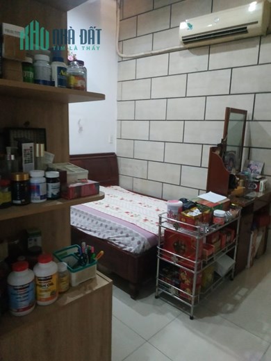 Bán nhà mặt tiền kinh doanh Tây Sơn, Tân Phú, 77m2, 2 lầu, 3PN, Giá 6,9 tỷ