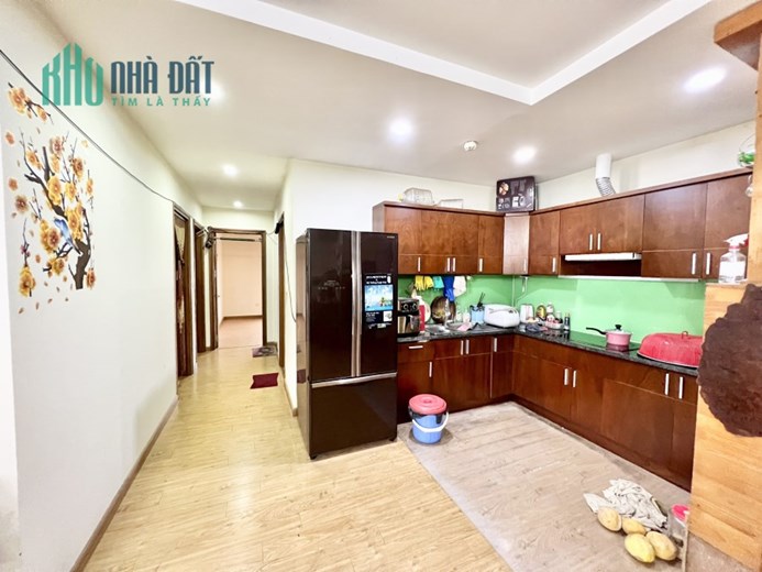 Cần bán 116m2 Victoria văn phú, 3 ngủ, hướng đông nam, hơn 3 tỷ.