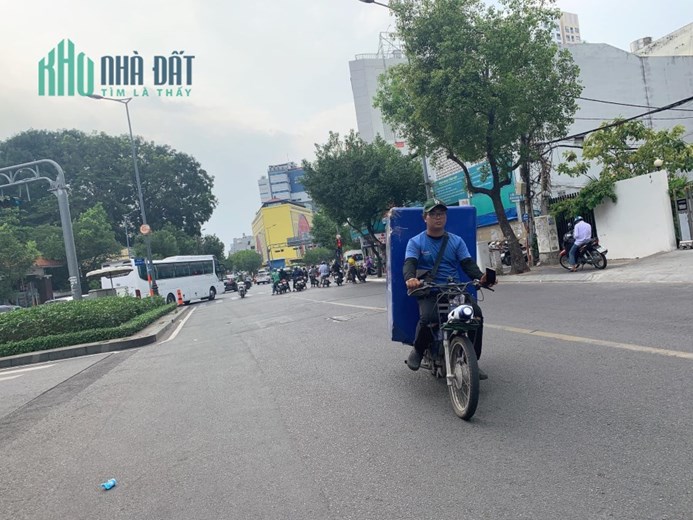 HIẾM ! BÁN NHÀ 3 TẦNG MẶT TIỀN NGANG 10M PHƯỜNG 15 QUẬN PHÚ NHUẬN