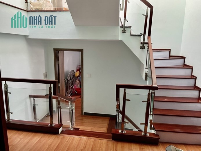 NHÀ HẺM XE TẢI THUỘC PHƯỜNG TRƯỜNG THỌ, TP THỦ ĐỨC, QUY HOẠCH CÁCH 1 CĂN RA ĐƯỜNG 30M, THÔNG RA