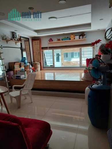 Mặt tiền làm xưởng, showroom ô tô Tô Hiệu - diện tích lớn - P. Hiệp Tân