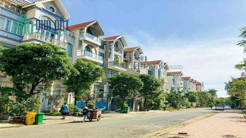 Bán nhà phố KĐT Him Lam Kênh Tẻ, Nguyễn Thị Thập, p Tân Hưng, Quận 7 DT: 5X20m Giá: 21.5 Tỷ