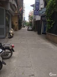 Cho thuê nhà 4 tầng x 45m, cách phố Hào Nam 30m