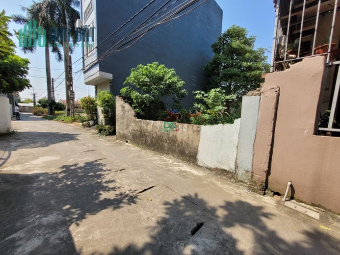 Bán 100.7m đất thôn Ba Chữ, Vân Nội – 2 mặt đường – Xe tải thông