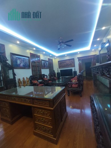 Bán nhà 99m2 Mặt phố An Dương, Tây Hồ Kinh doanh Gara Ô Tô Tránh 11 Tỷ