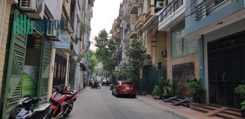 Bán nhà 2 thoáng phố Phan Văn Trường Cầu Giấy ga ra ô tô 10 tỷ.