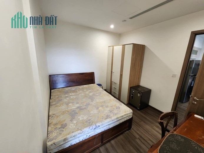Chính chủ sổ đỏ cần bán căn hộ 2PN Vinhomes Symphony Riverside Việt Hưng, Long Biên, Hà Nội