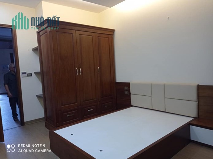 Bán nhà 85m2 Ngõ 210 Nghi Tàm, Tây Hồ Gara 2 Ô tô Mặt tiền Khủng 11.5 Tỷ