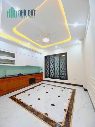 BÁC TÔI BÁN GẤP NHÀ CÁCH PHỐ KHUẤT DUY TIẾN 2 NHÀ, Ô TÔ, KINH DOANH ĐƯỢC, 66M2, 12,9 TỶ