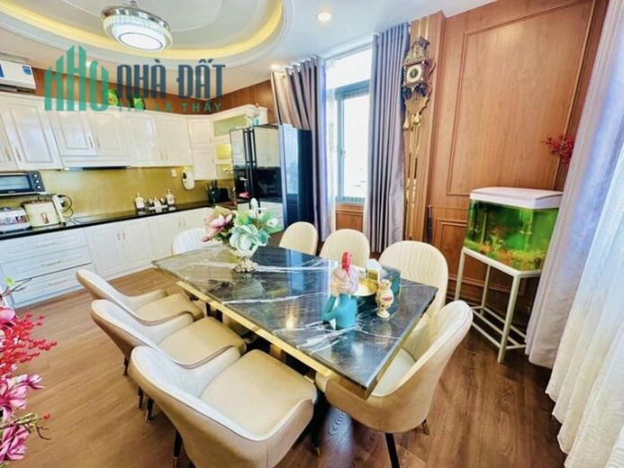 Biệt thự hiếm MT đường số gần Lý Phục Man, 150m2, 5 tầng, ngang khủng 6m, dài 25m, Giá chỉ 21 Tỷ