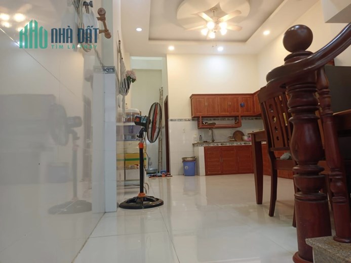 HOT HOT HOT - Tăng Nhơn Phú A , Trung Tâm Quận 9 .
GIÁ NHỈNH 3 TỶ