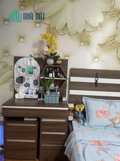 Căn hộ 70m2 đầy đủ nội thất, sổ hồng riêng kề ngả tưu Bình Ph