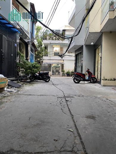 Bán Nhà Ở Ngay Hẻm XH Emart Phan Văn Trị, 42m2 chỉ 4,75 tỷ còn TL