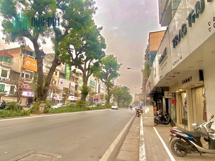 Nhà Kim Mã Lô góc, Ba Đình, 44m, 5 tầng, 10 tỷ ô tô đỗ ngày đêm